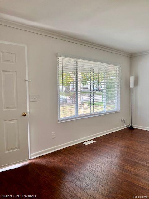 225 DEVONSHIRE Street, Ypsilanti, MI 48198 — Photo 7