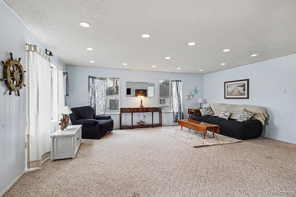 4157 Betty Lee Boulevard, Gladwin, MI 48624 — Photo 5