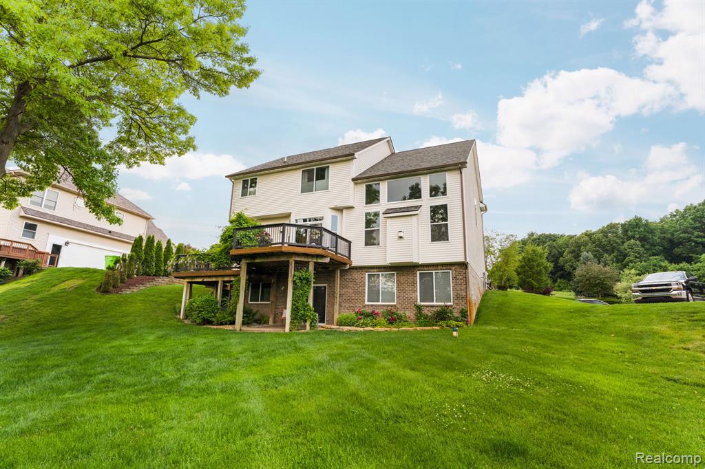 613 Olivia Drive, Milford, MI 48381 — Photo 54
