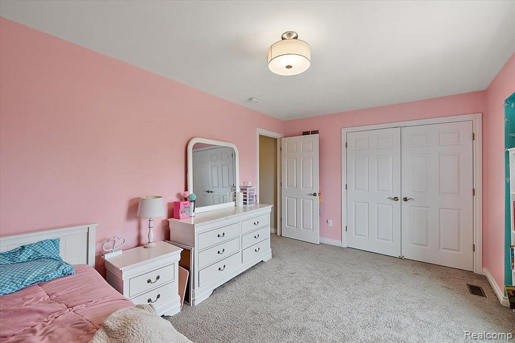930 CROSS Street, Oxford, MI 48371 — Photo 43
