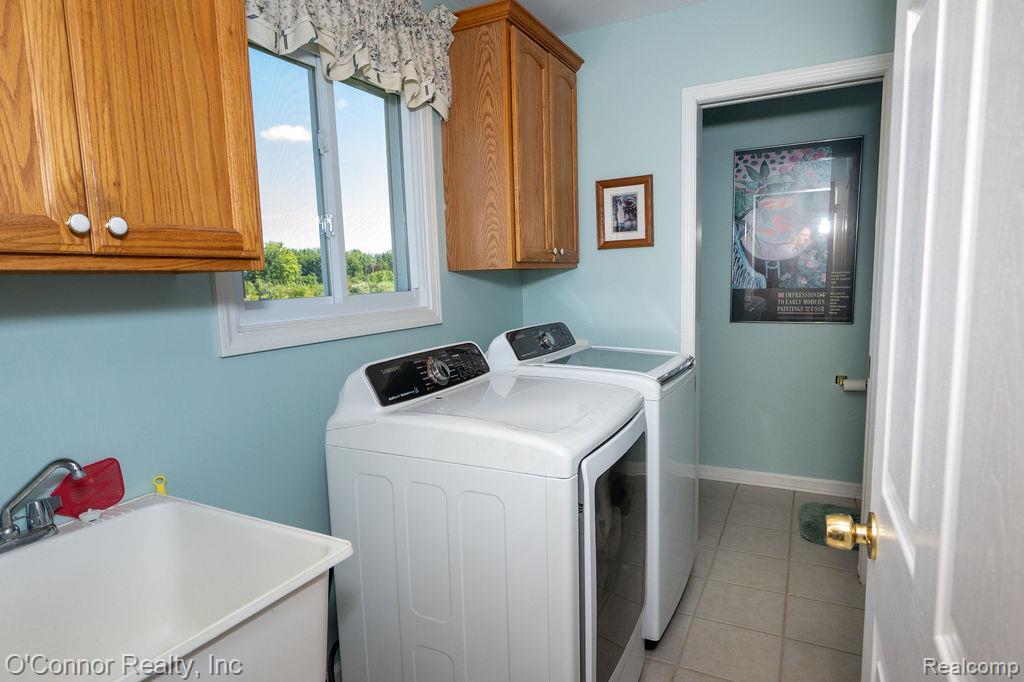 8552 Rynn Road, Avoca, MI 48006 — Photo 7