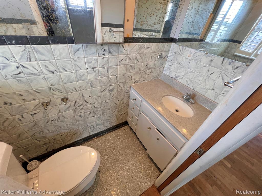 913 Cameron Avenue, Pontiac, MI 48340 — Photo 21