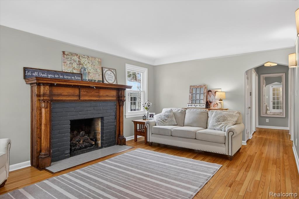 3 Adams Lane, Dearborn, MI 48120 — Photo 4
