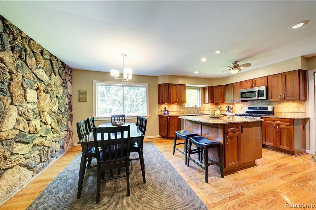 6788 Balmoral Terrace, Clarkston, MI — Photo 14