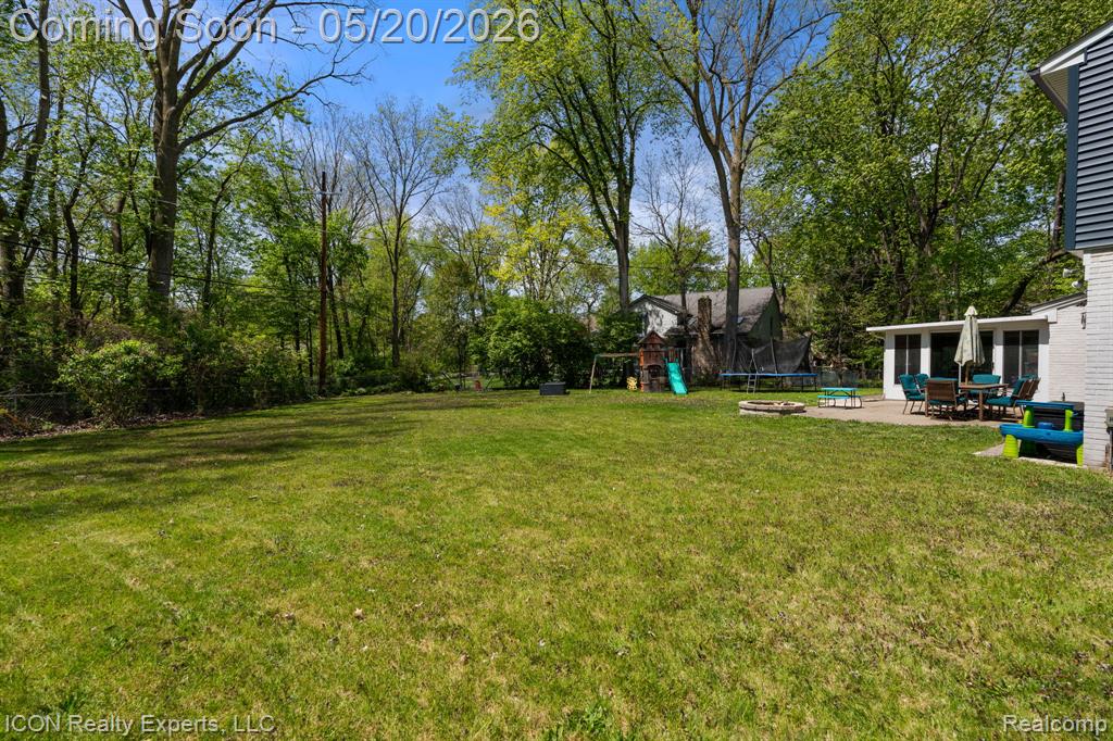 23516 Kim Drive, Clinton Twp, MI 48035 — Photo 42