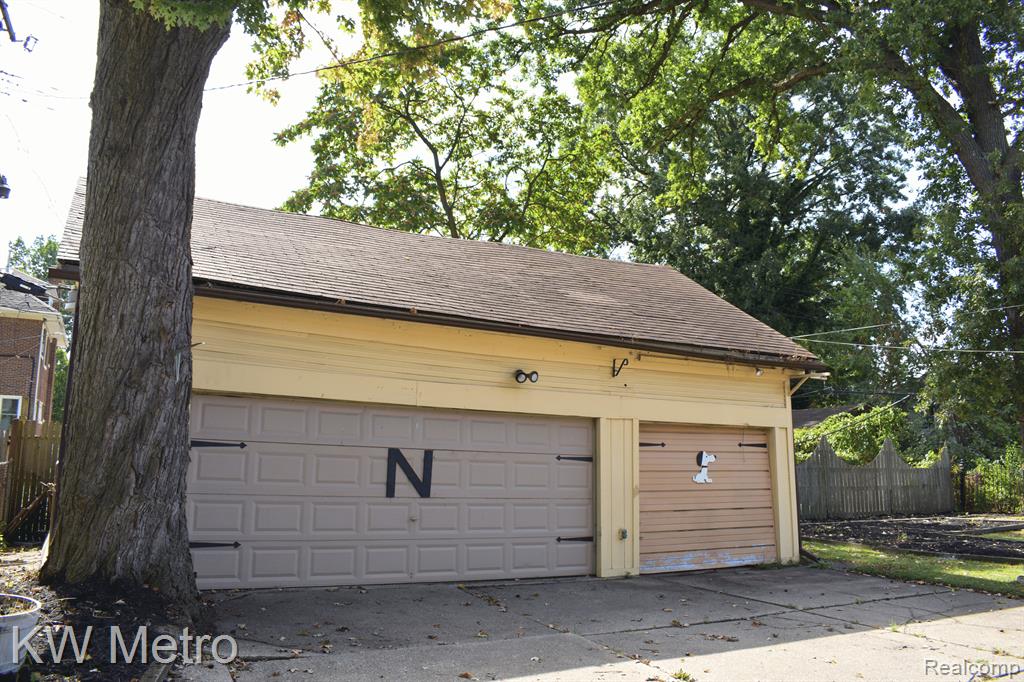 4221 FULLERTON Street, Detroit, MI 48238 — Photo 7
