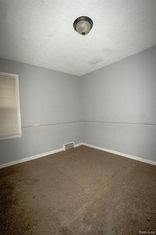 9262 Coyle Street, Detroit, MI 48228 — Photo 8