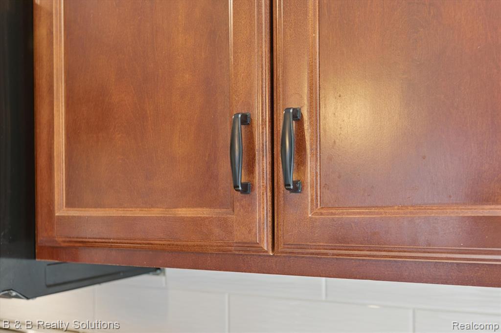5782 Deer Meadow Trail, North Branch, MI 48461 — Photo 14