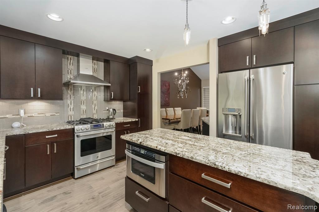 5156 Chestershire Court, West Bloomfield, MI — Photo 6