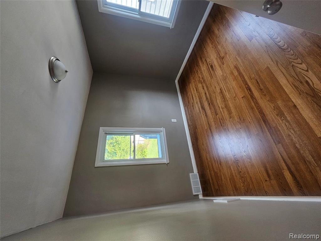 4414 Brunswick Avenue, Flint, MI 48507 — Photo 14