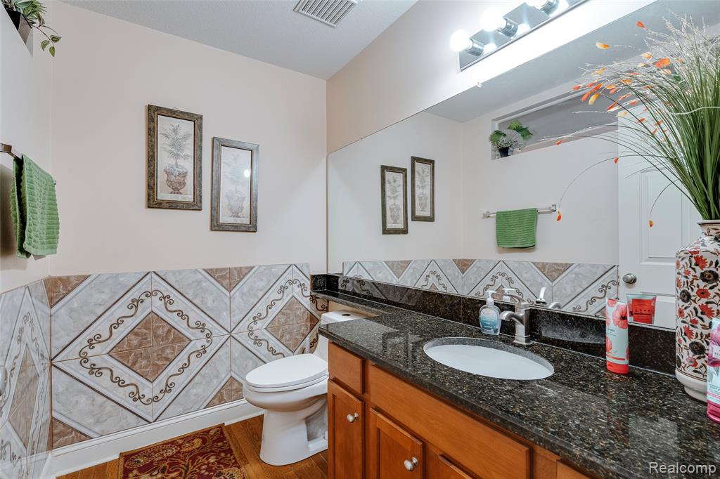 50233 Venice Court, Northville, MI — Photo 26