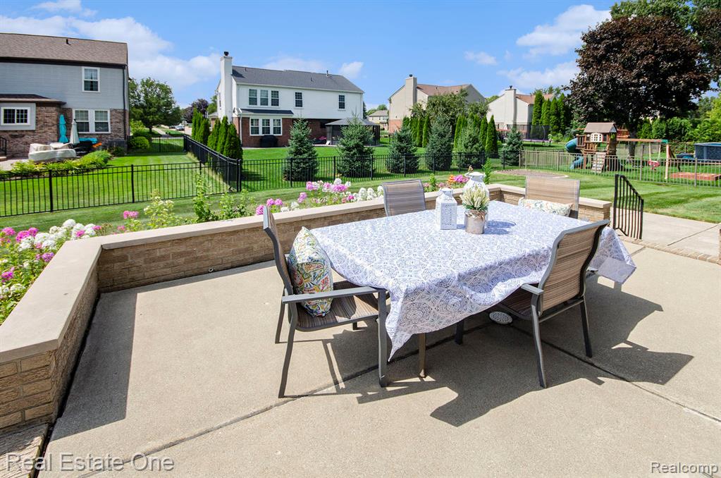 54149 Acadia Drive, Macomb, MI 48042 — Photo 27