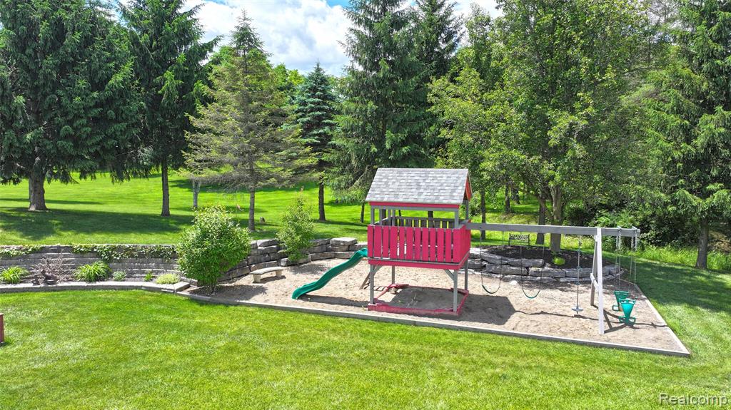 5233 Crawford Road, Dryden, MI 48428 — Photo 83