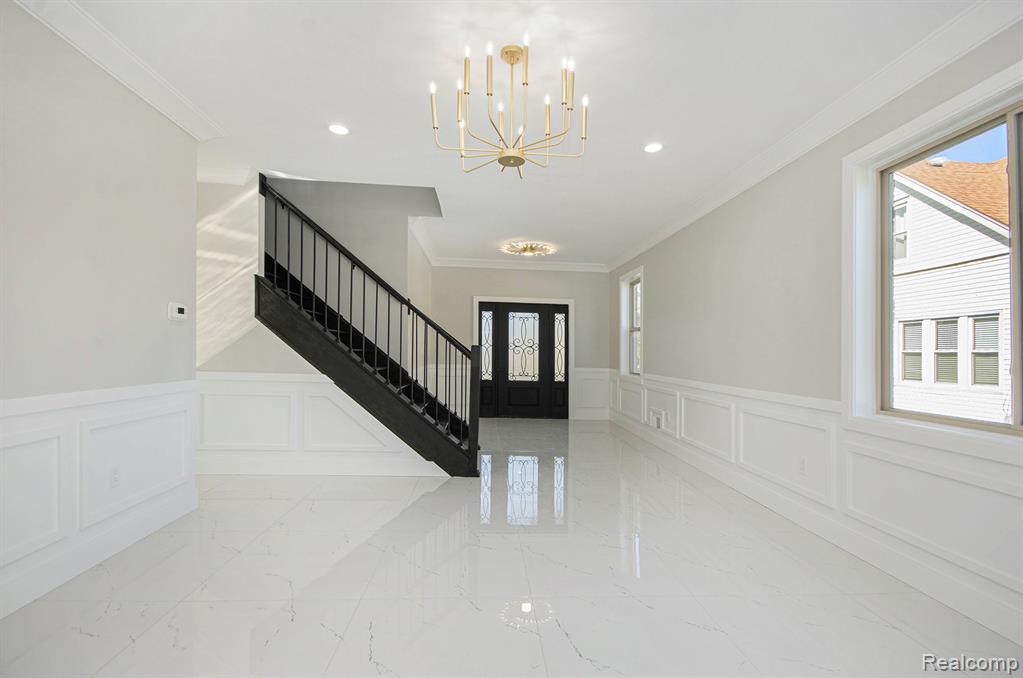 5268 Hartwell Street, Dearborn, MI 48126 — Photo 9