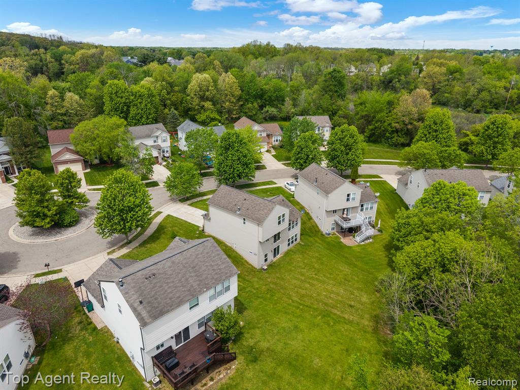 907 Deer Valley Road, Holly, MI 48442 — Photo 36