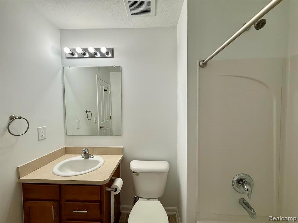 29067 Cullen Drive, Romulus, MI 48174 — Photo 35