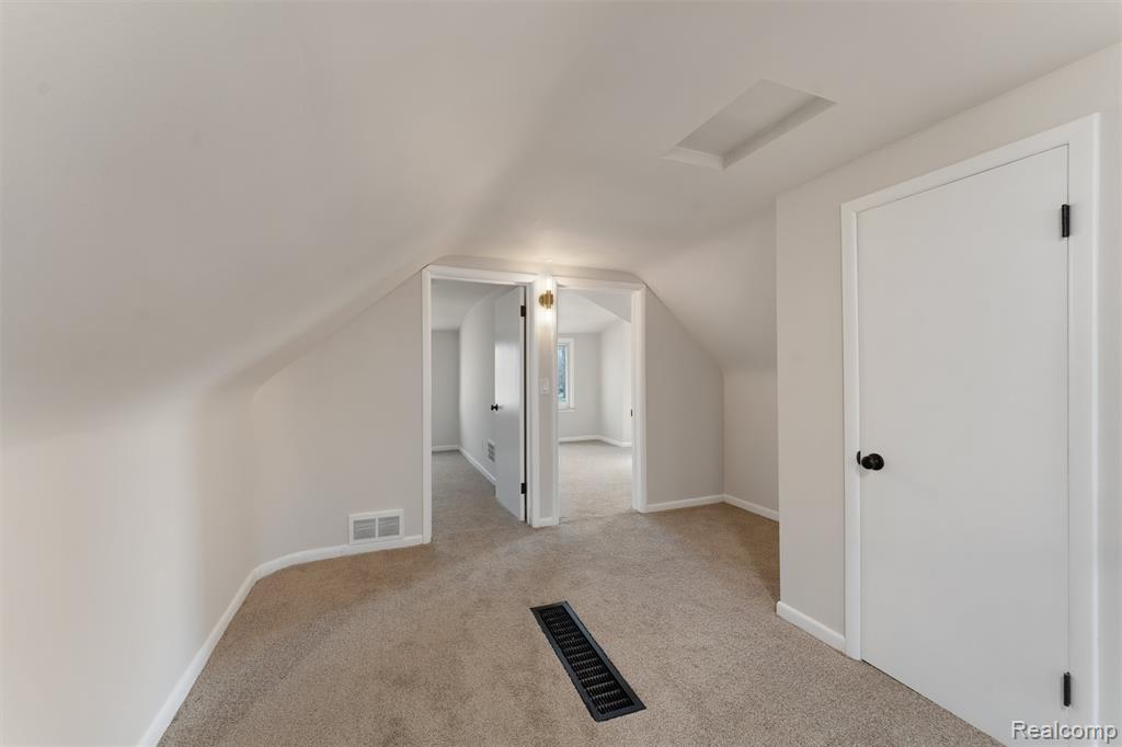 917 N Perry Street, Pontiac, MI 48340 — Photo 24