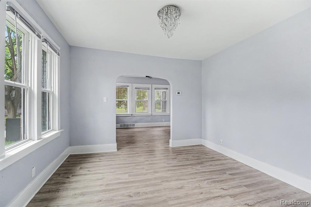 5217 Lakeview Street, Detroit, MI 48213 — Photo 10