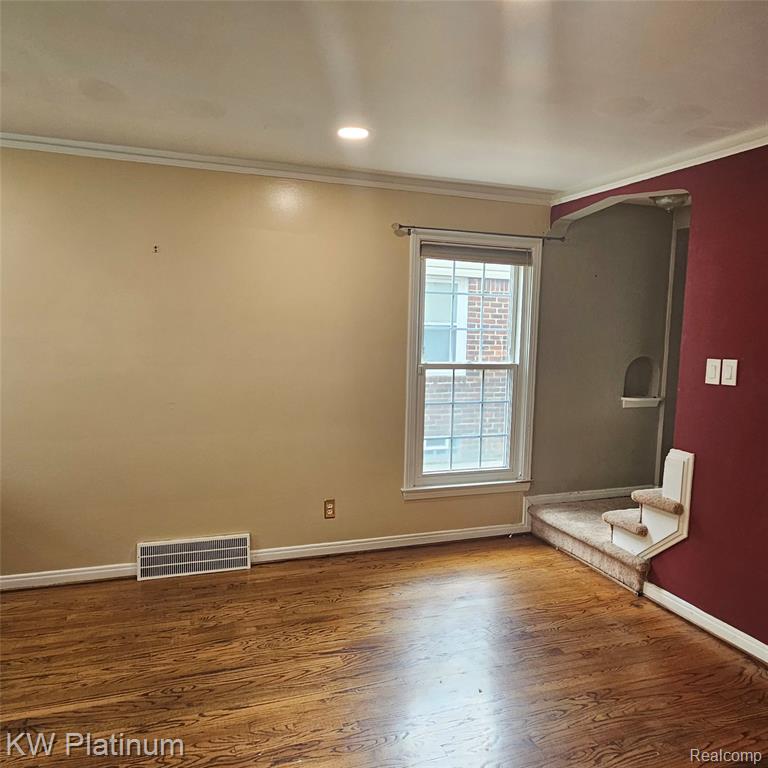 1381 Brys Drive, Grosse Pointe Woods, MI 48236 — Photo 5