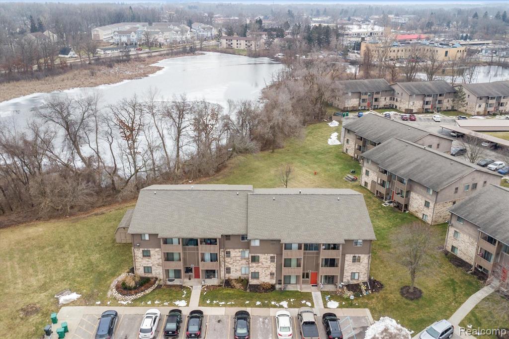 8719 Meadowbrook Drive, #5, Brighton, MI 48116 — Photo 2