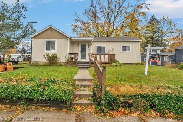 810 GIBBS Street, Caro, MI 48723 — front exterior