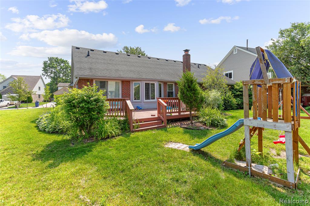 42137 Trent Drive, Canton, MI 48188 — Photo 14