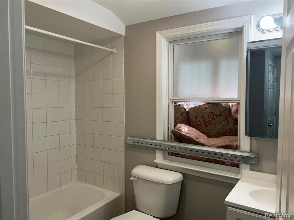 15713 VAUGHAN Street, Detroit, MI 48223 — Photo 19