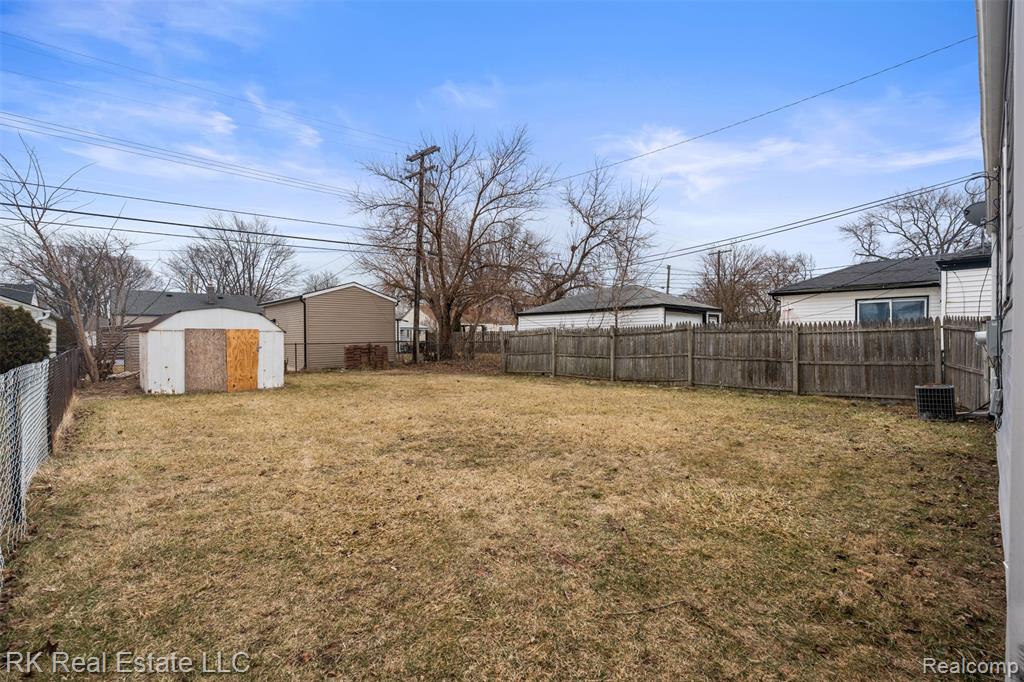 25280 Dale Street, Roseville, MI 48066 — Photo 29