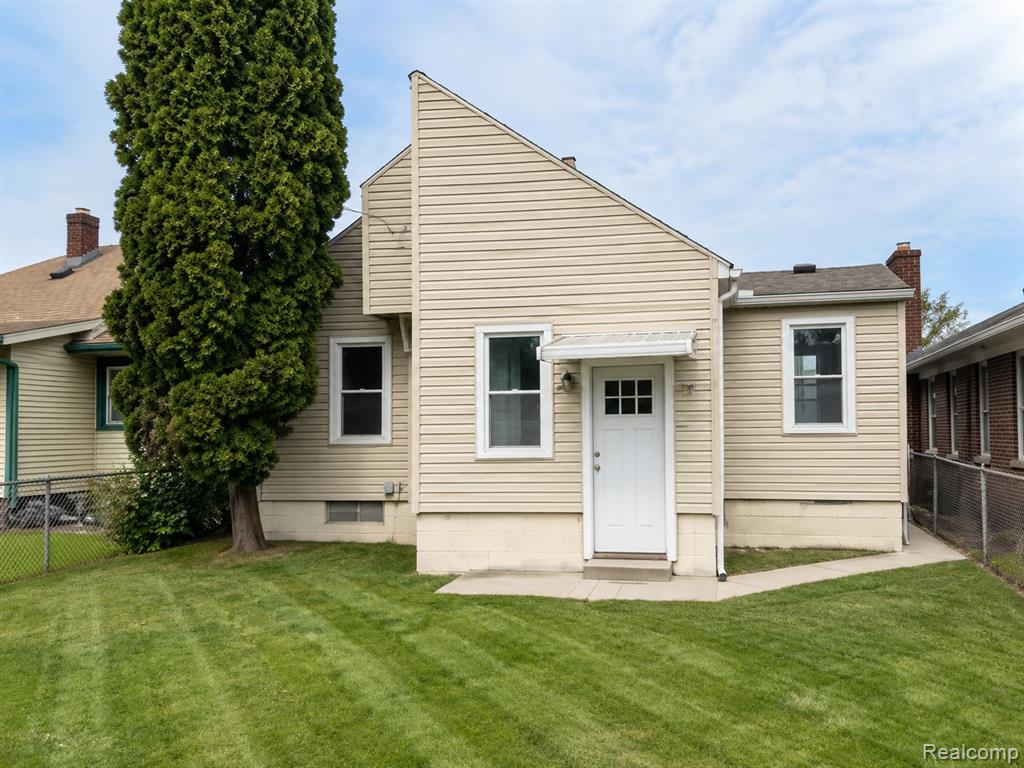 557 WHITE Avenue, Lincoln Park, MI 48146 — Photo 2