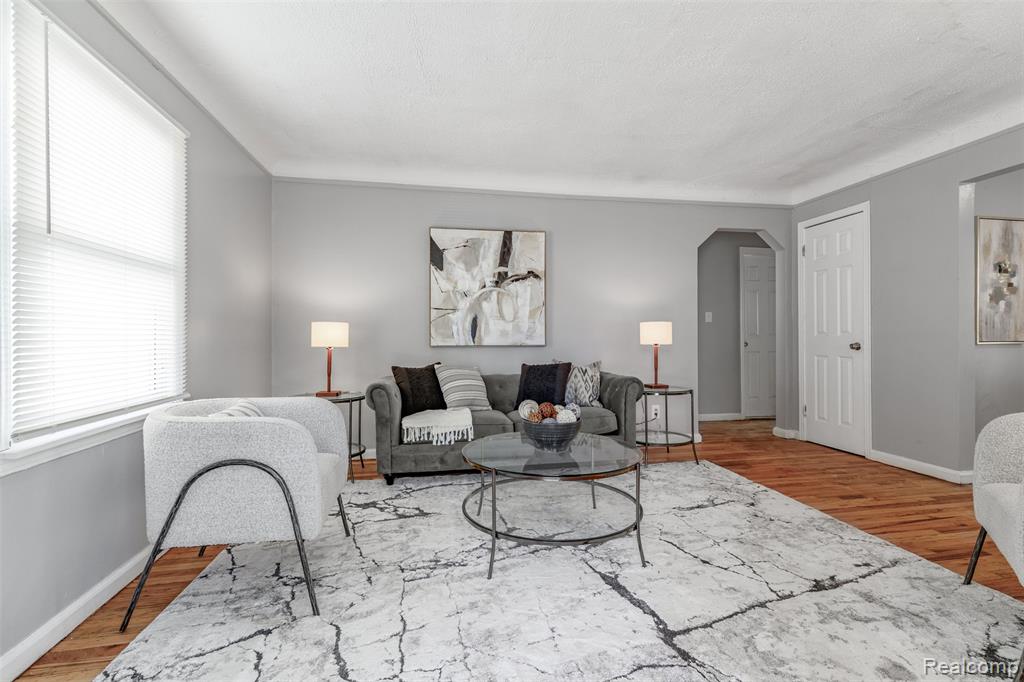 9256 Auburn Street, Detroit, MI 48228 — Photo 3