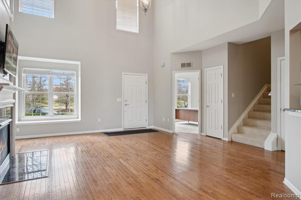 1902 PADDOCK Lane, Canton, MI 48188 — Photo 11