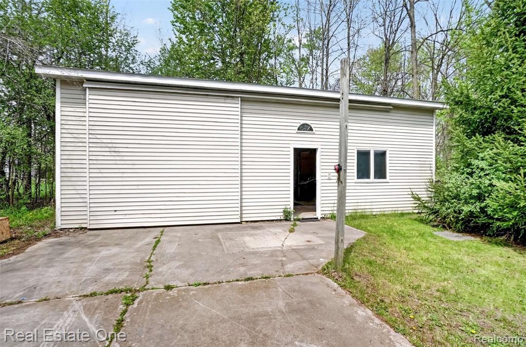 8391 E Court Street, Davison, MI 48423 — Photo 23