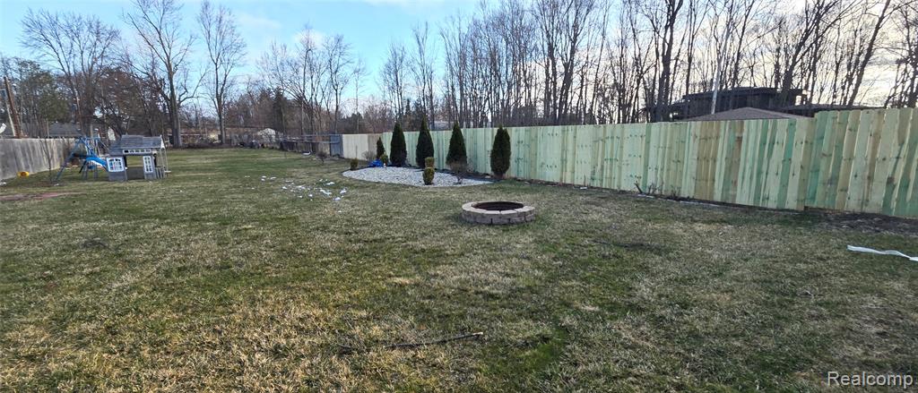 5399 Kreger Street, Sterling Heights, MI 48310 — Photo 46