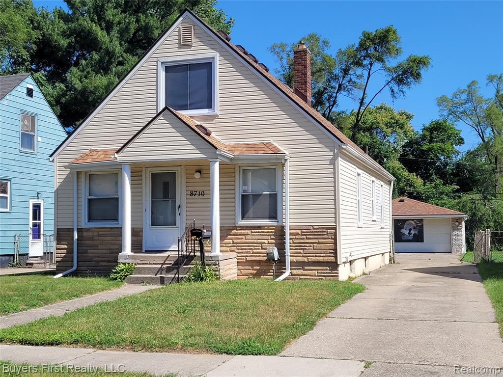 8710 Albany Street, Oak Park, MI 48237 — Photo 2
