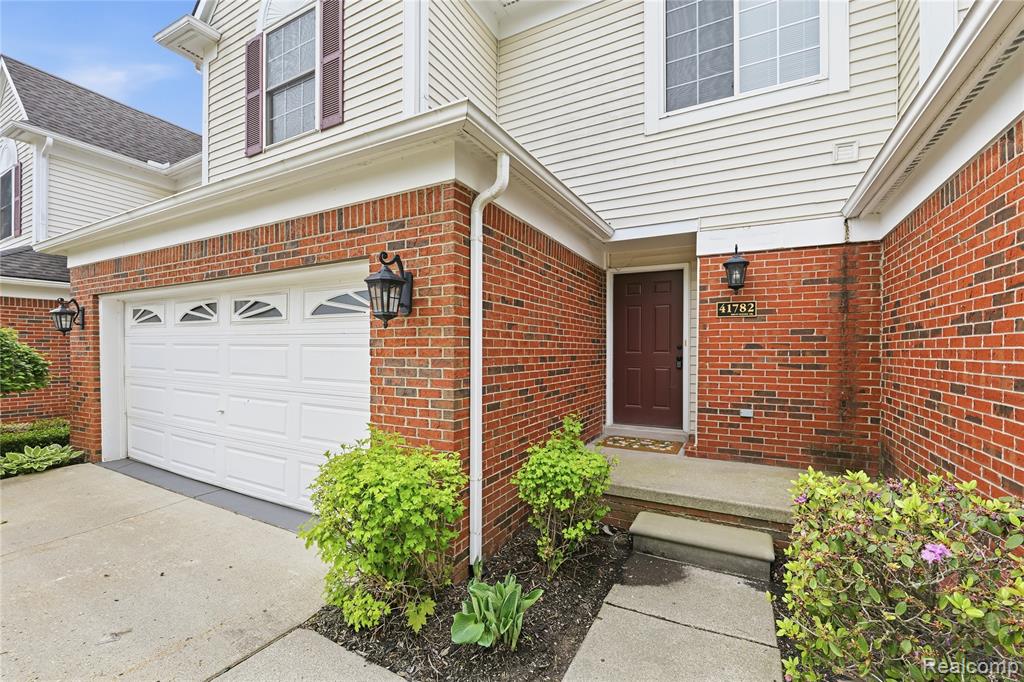 41782 Brownstone Drive, Novi, MI 48377 — Photo 35