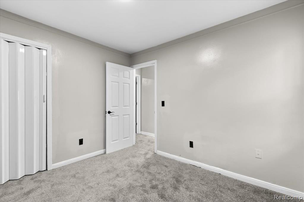 11856 Kilbourne Street, Detroit, MI 48213 — Photo 17