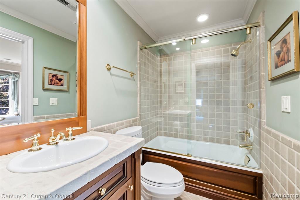 18878 Oak Leaf Lane, Northville, MI 48168 — Photo 45