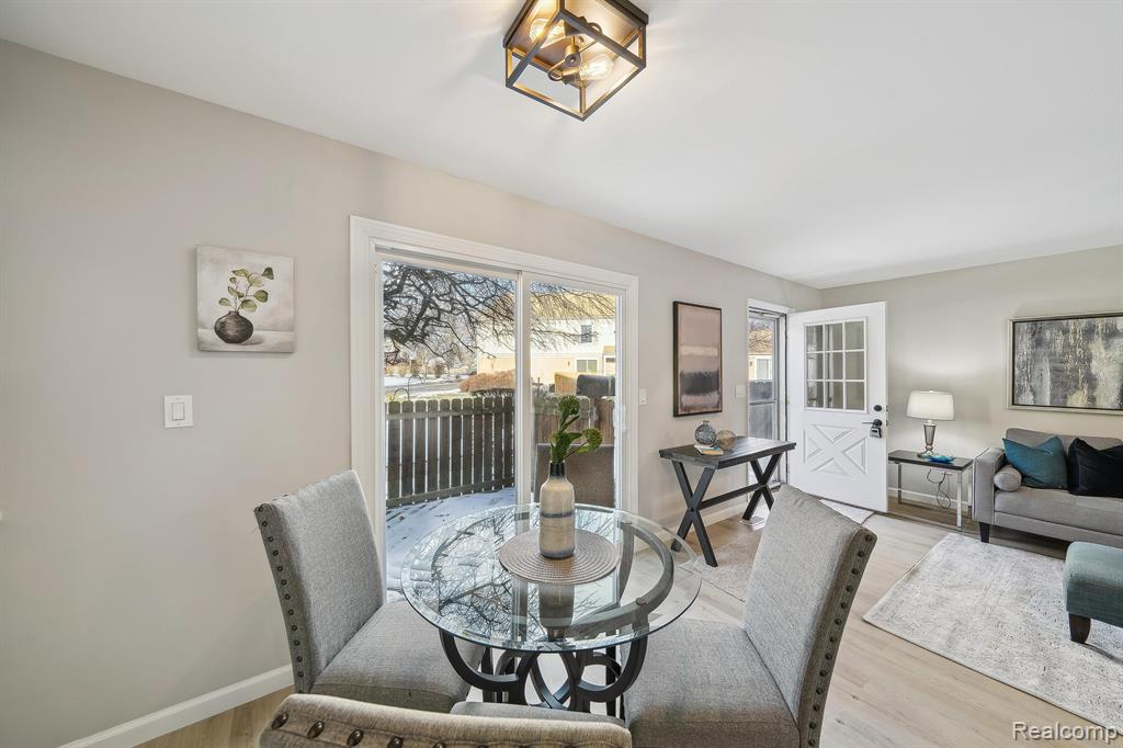 23667 STONEHENGE Boulevard, Novi, MI — Photo 9