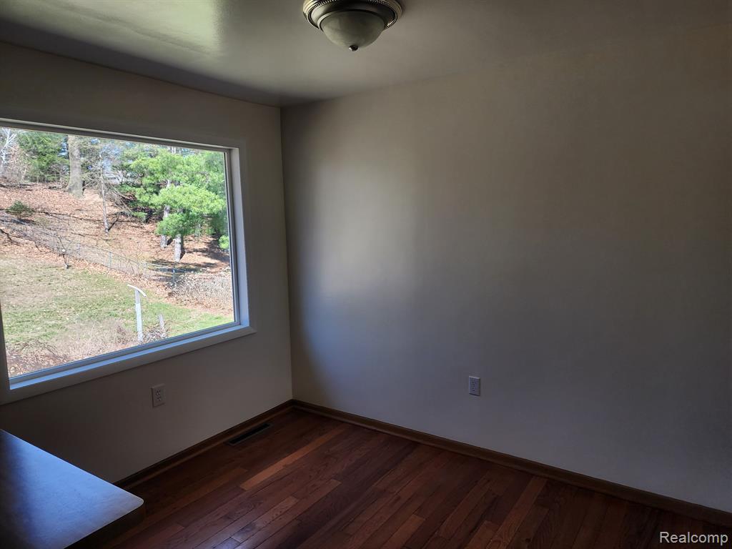 4008 MCARTHUR Road, Jackson, MI 49203 — Photo 17