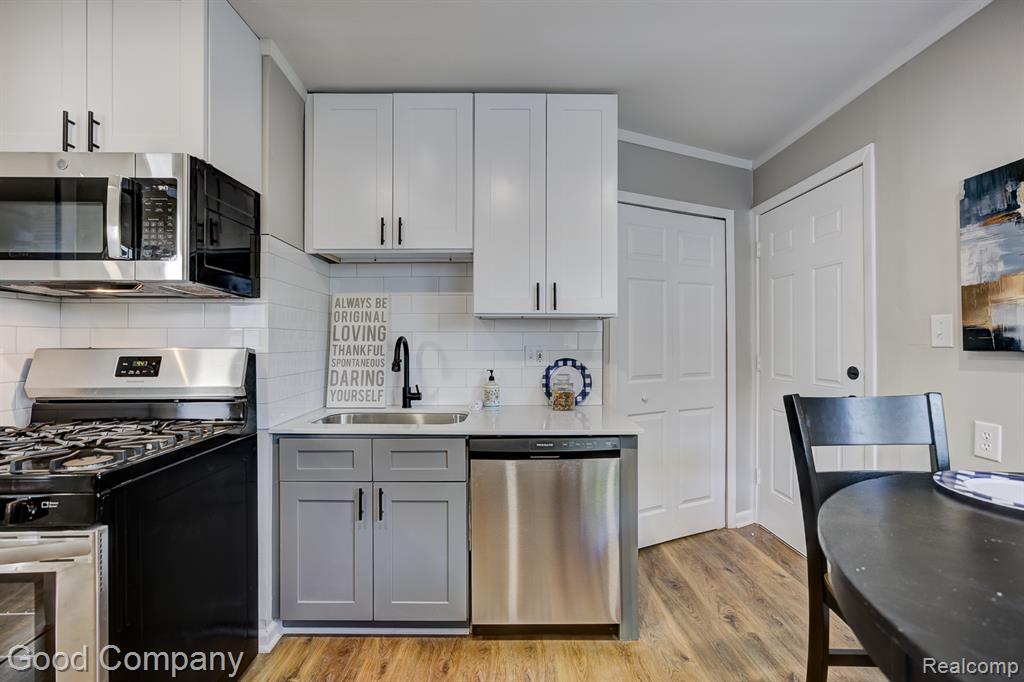 7212 Hupp Avenue, Warren, MI 48091 — Photo 12