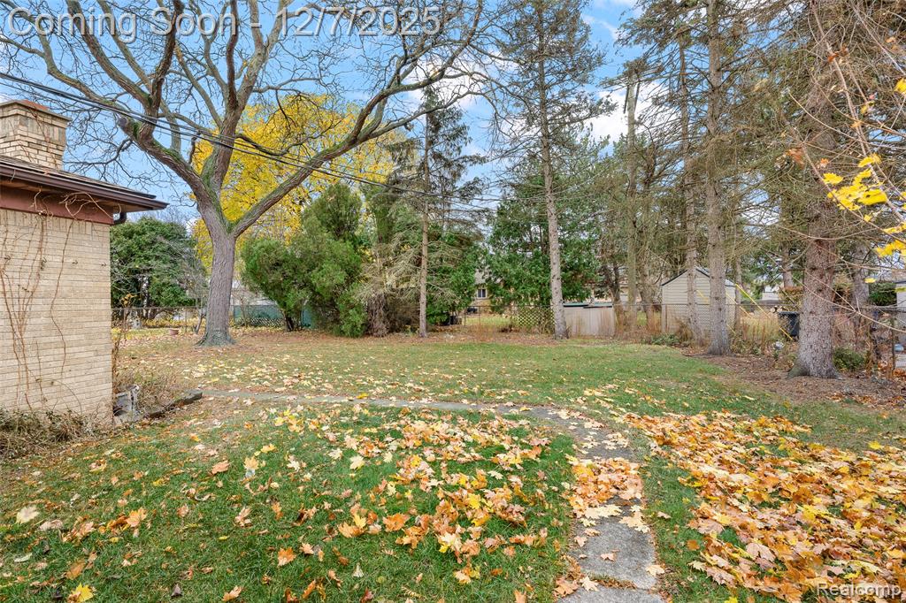 8718 Binney Drive, Warren, MI 48093 — Photo 25