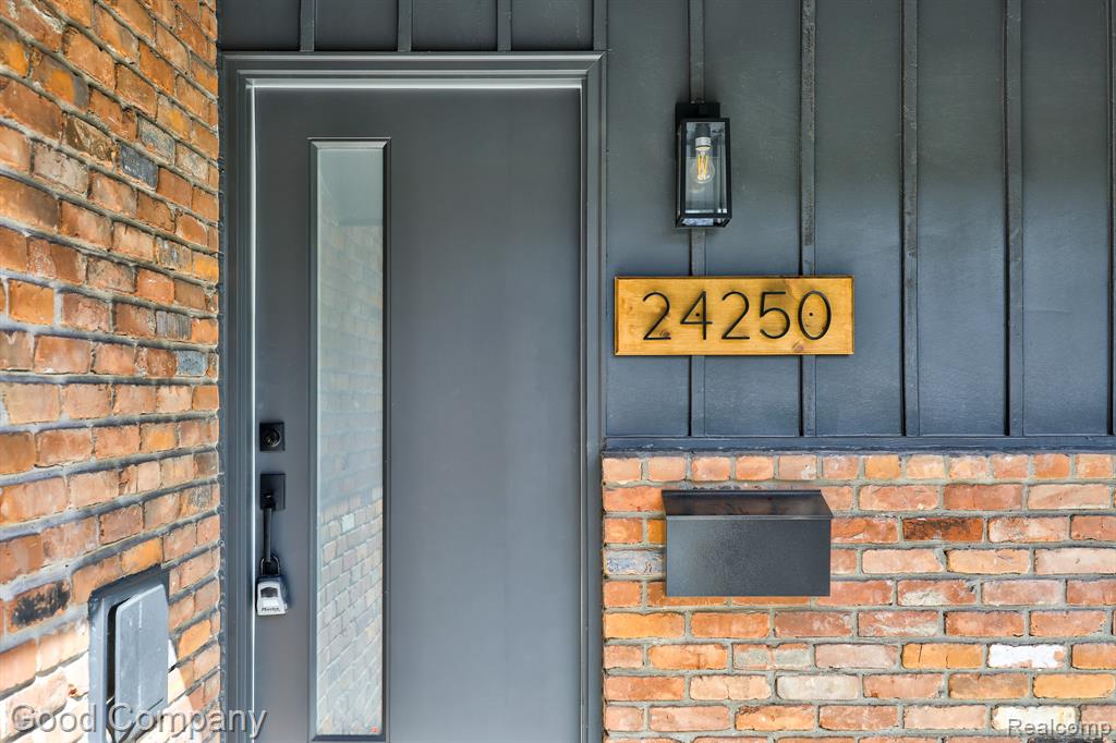 24250 Majestic Street, Oak Park, MI 48237 — Photo 63