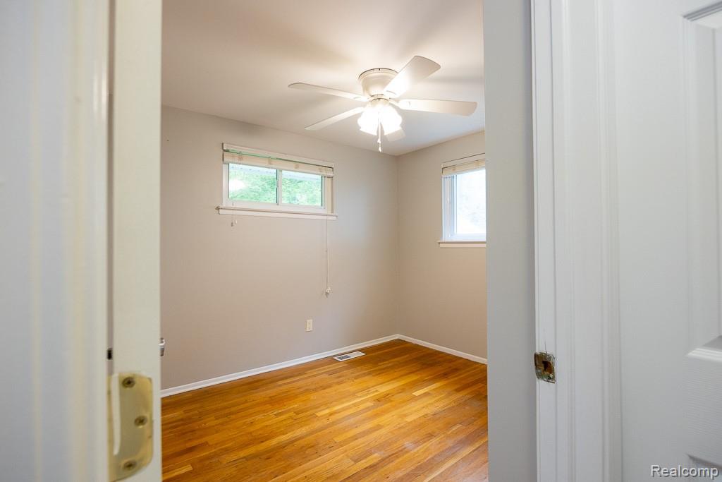 8040 Alton Street, Canton, MI 48187 — Photo 24