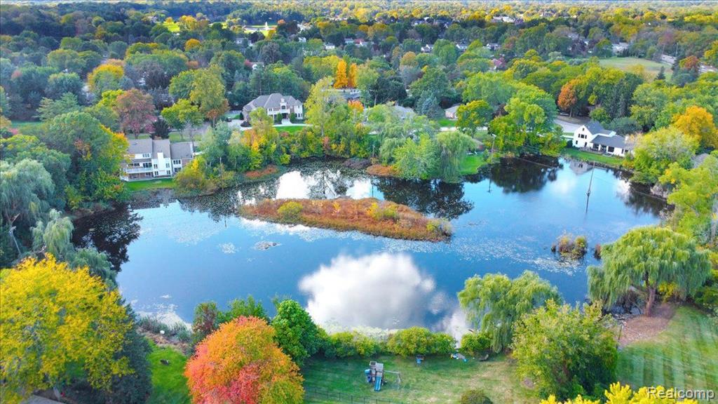 4316 PINE TREE Trail, Bloomfield Hills, MI 48302 — Photo 40
