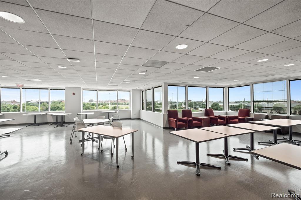 1155 Brewery Park Blvd, Detroit, MI 48207 — Photo 24
