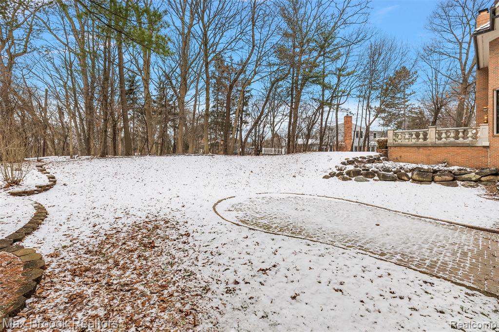 5148 Crest Knolls Court, Bloomfield Hills, MI 48302 — Photo 30