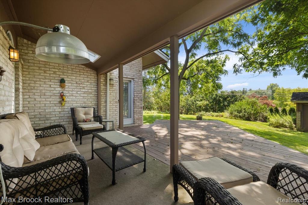 45167 9 Mile Road, Novi, MI 48167 — Photo 43