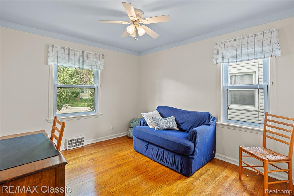 5097 Winifred Street, Wayne, MI 48184 — Photo 12