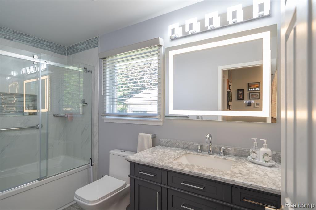 24729 SARAH FLYNN, Novi, MI — Photo 71