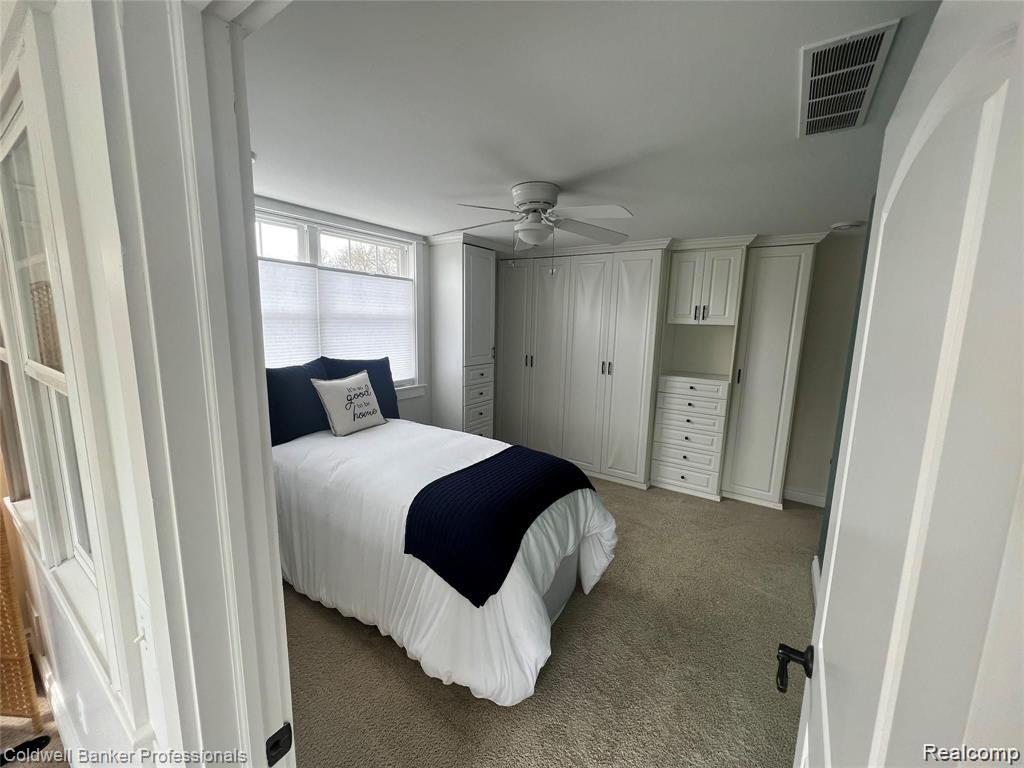 6730 WESTAWAY Drive, Troy, MI 48085 — Photo 17